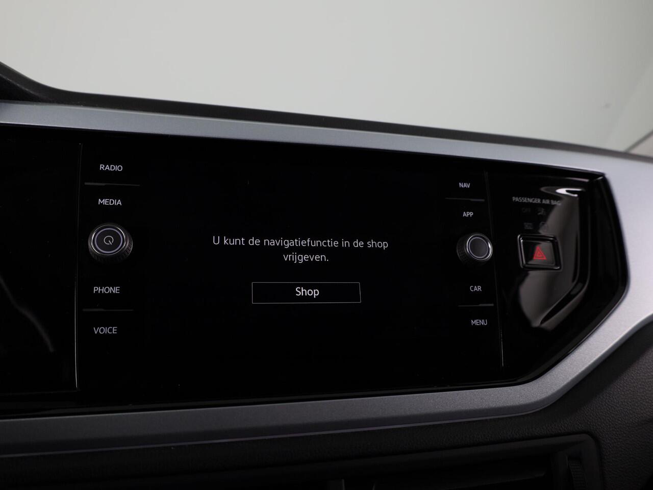 Volkswagen Taigo 1.0 TSI Life GOAL 116 pk Automaat (DSG) | Verlengde garantie | Navigatie via App | Panoramadak | Parkeersensoren | Achteruitrijcamera | Stoelverwarming |