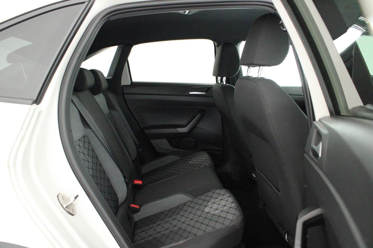 Volkswagen Taigo 1.0 TSI 110pk 2x R-Line Trekhaak Virtual Cockpit Carplay