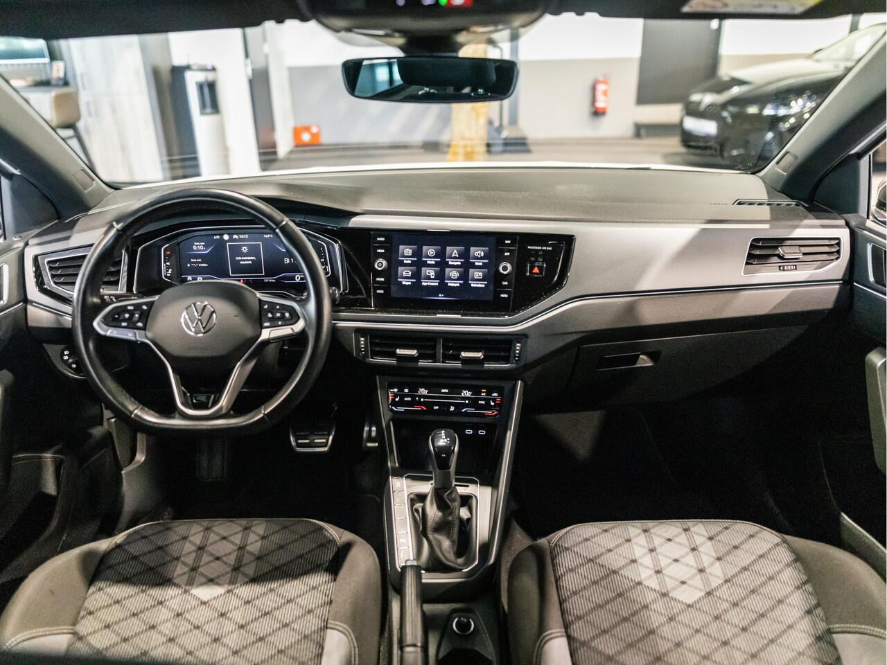 Volkswagen Taigo 1.0 TSI R-Line Business Automaat | 1e eigenaar | Camera | Stoelverwarming | Apple Carplay/Android