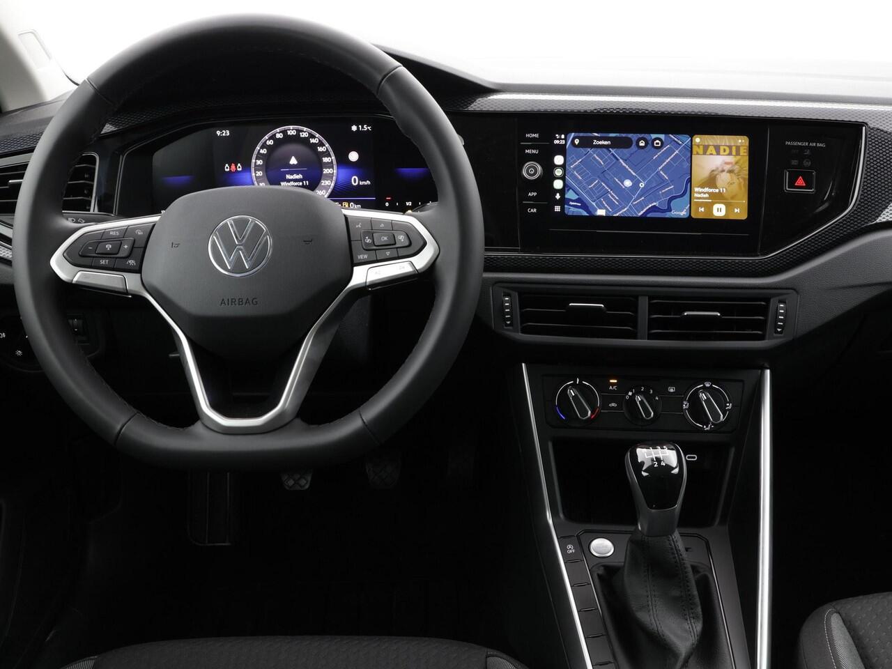 Volkswagen Taigo Life Edition 1.0 TSI 95 pk 5 versn. Hand · Achteruitrijcamera · parkeersensoren achter · Voorraad OUTLET