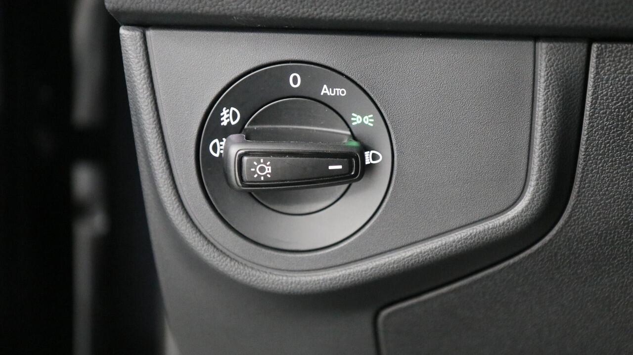 Volkswagen Taigo 1.0 TSI 115pk R-Line Business DSG / Navigatie / Stoelverwarming / Camera