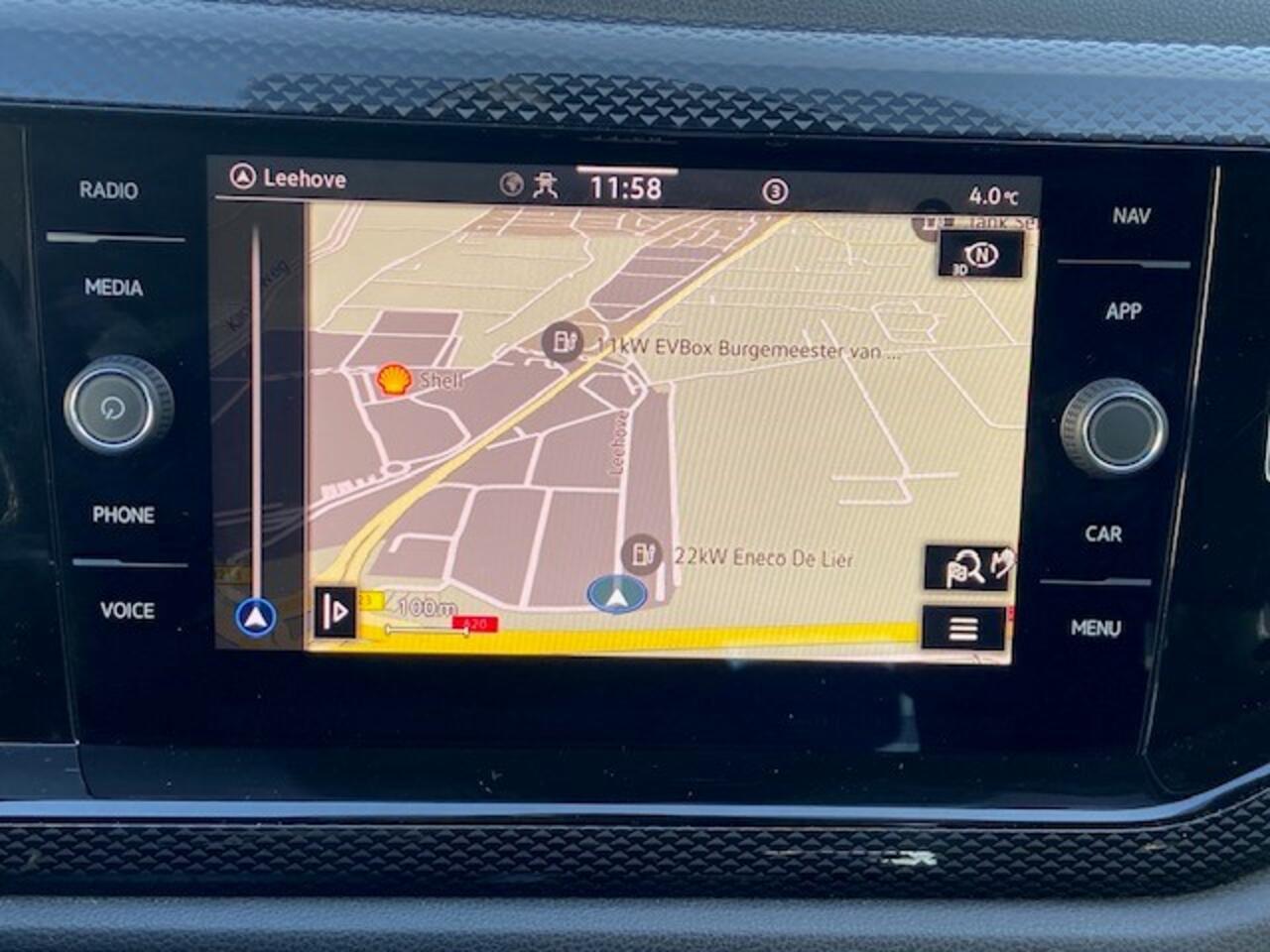 Volkswagen Taigo 1.0 TSI Life / Navi / Trekaak / 16"