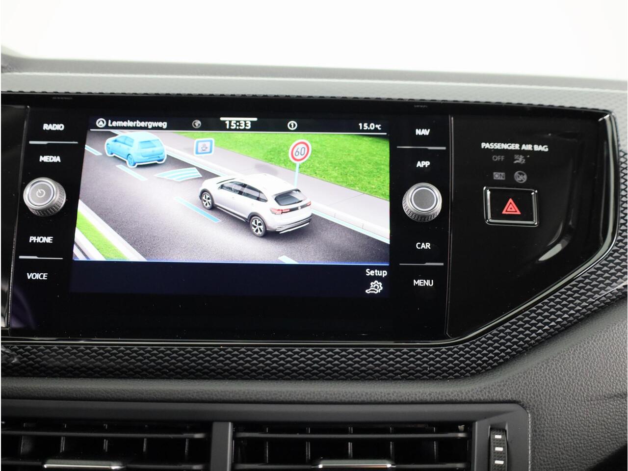 Volkswagen Taigo Oranje Edition 1.0 85 kW / 116 pk TSI CUV 7 versn. | Automaat (DSG) | Private lease vanaf ¤ 567,- pm | Navigatie | Parkeersensoren | Achteruitrijcamera | Stoelverwarming |