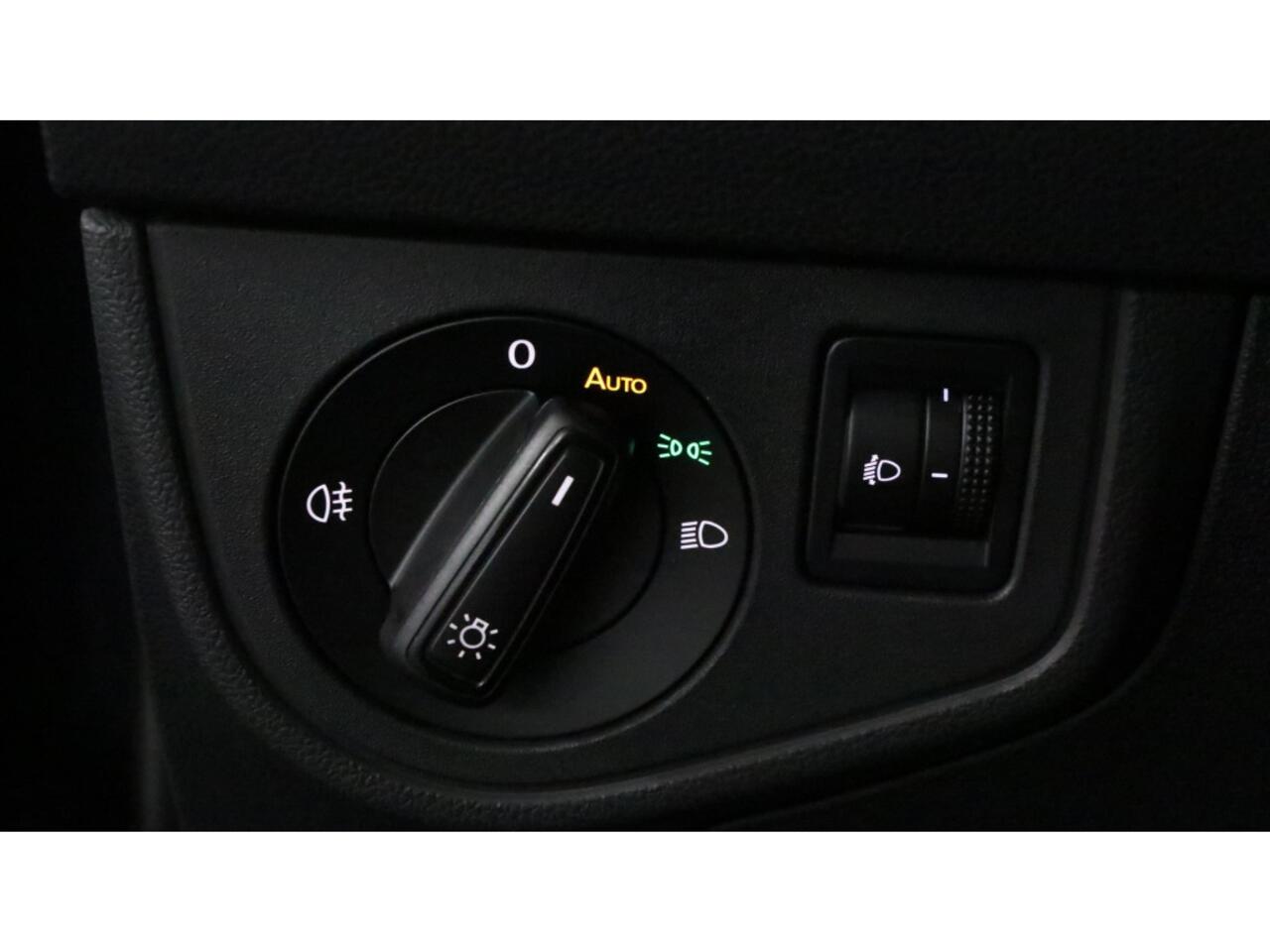 Volkswagen Taigo 1.0 TSI 110pk DSG Life Business