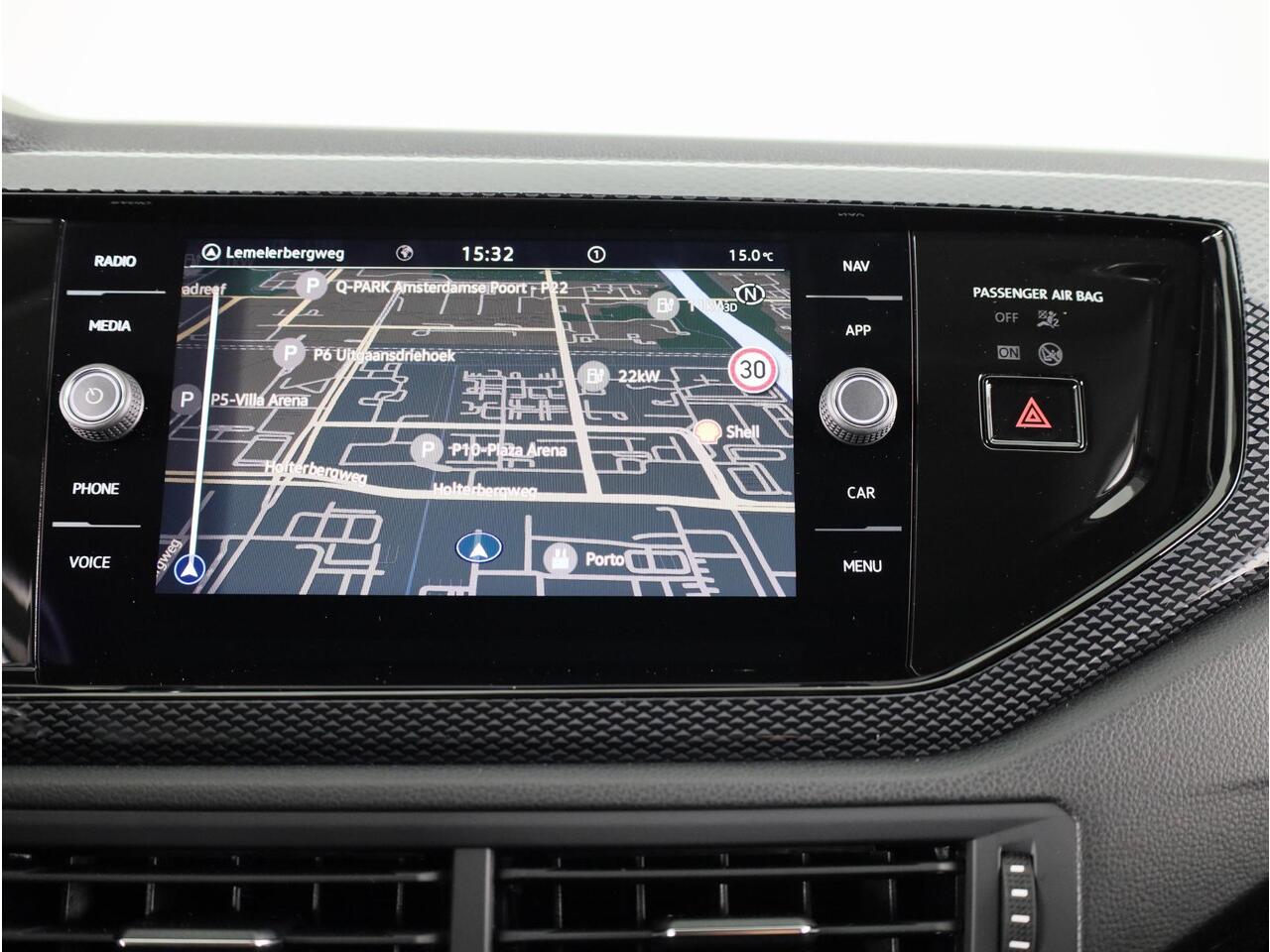 Volkswagen Taigo Oranje Edition 1.0 85 kW / 116 pk TSI CUV 7 versn. | Automaat (DSG) | Private lease vanaf ¤ 567,- pm | Navigatie | Parkeersensoren | Achteruitrijcamera | Stoelverwarming |