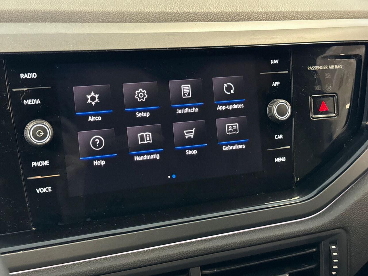 Volkswagen Taigo 1.0 115pk TSI R-Line Edition Parkeersensoren | Adaptive cruise control | Licht en Zicht Pakket