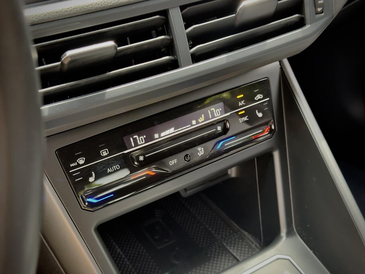 Volkswagen Taigo 1.0 TSI AUT7 R-LINE 60D.KM!! NAVI CAMERA DIGI-DASH APPLE-CARPLAY IQ-DRIVE LED LMV PDC