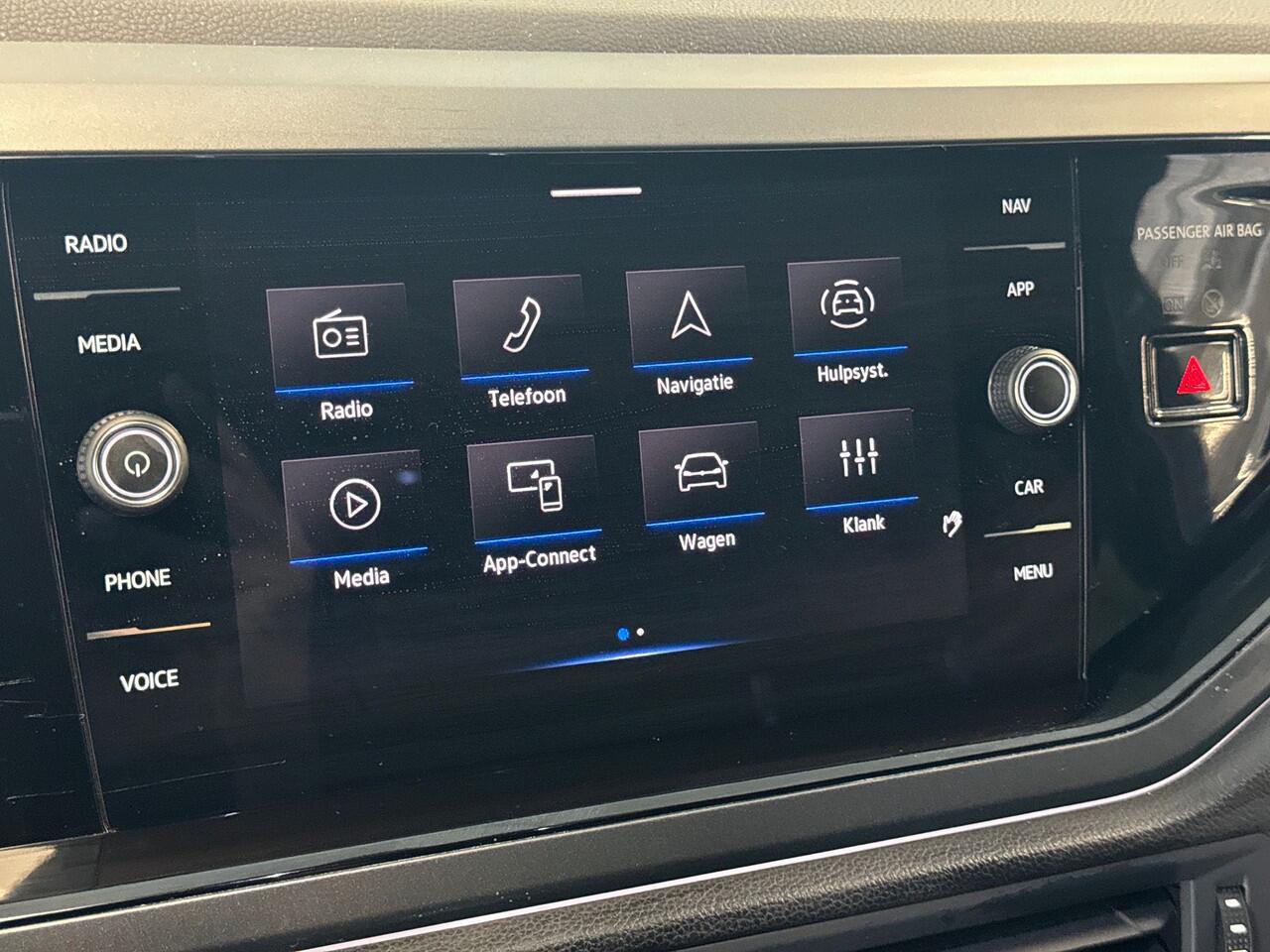 Volkswagen Taigo 1.0 115pk TSI R-Line Edition Parkeersensoren | Achteruitrijcamera | Adaptive cruise control