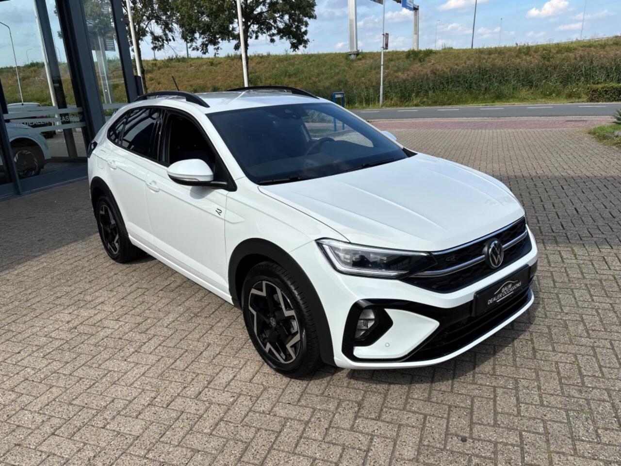 Volkswagen Taigo 1.0 TSI R-LINE AIRCO NAVI CARPLAY PDC STOELVERW.