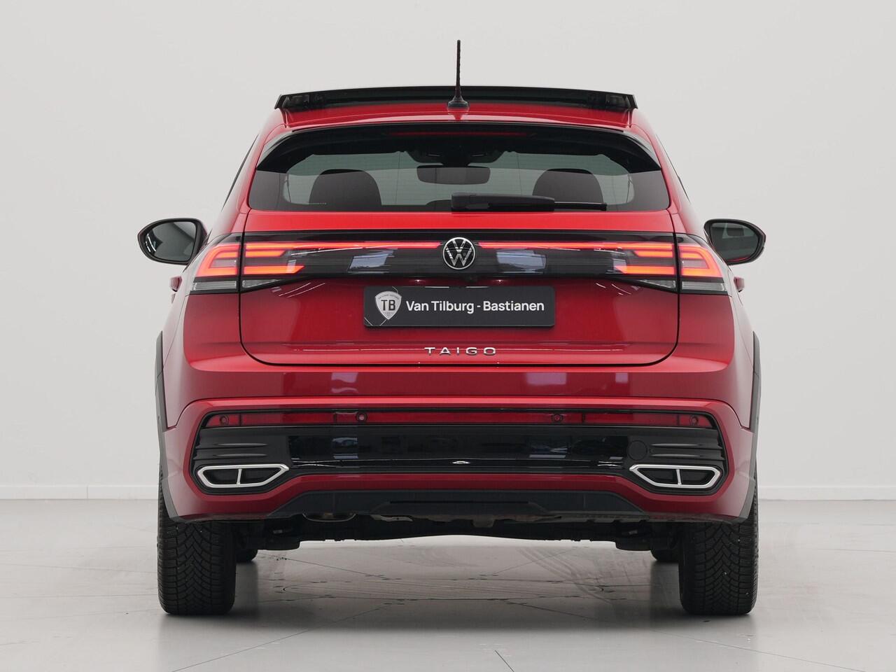 Volkswagen Taigo 1.5 TSI 150pk DSG R-Line Panorama Camera Keyless Carplay Navigatie Sideassist