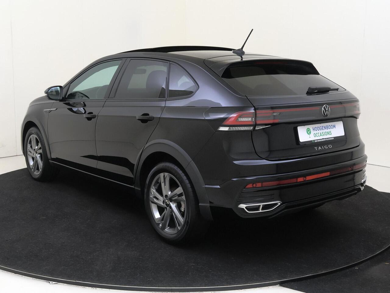 Volkswagen Taigo 1.0 TSI R-Line | Panoramadak | Parkeersensoren | Adaptieve cruise control | CarPlay | Lane assist | Digital cockpit | Elektrisch inklapbare buitenspiegels |