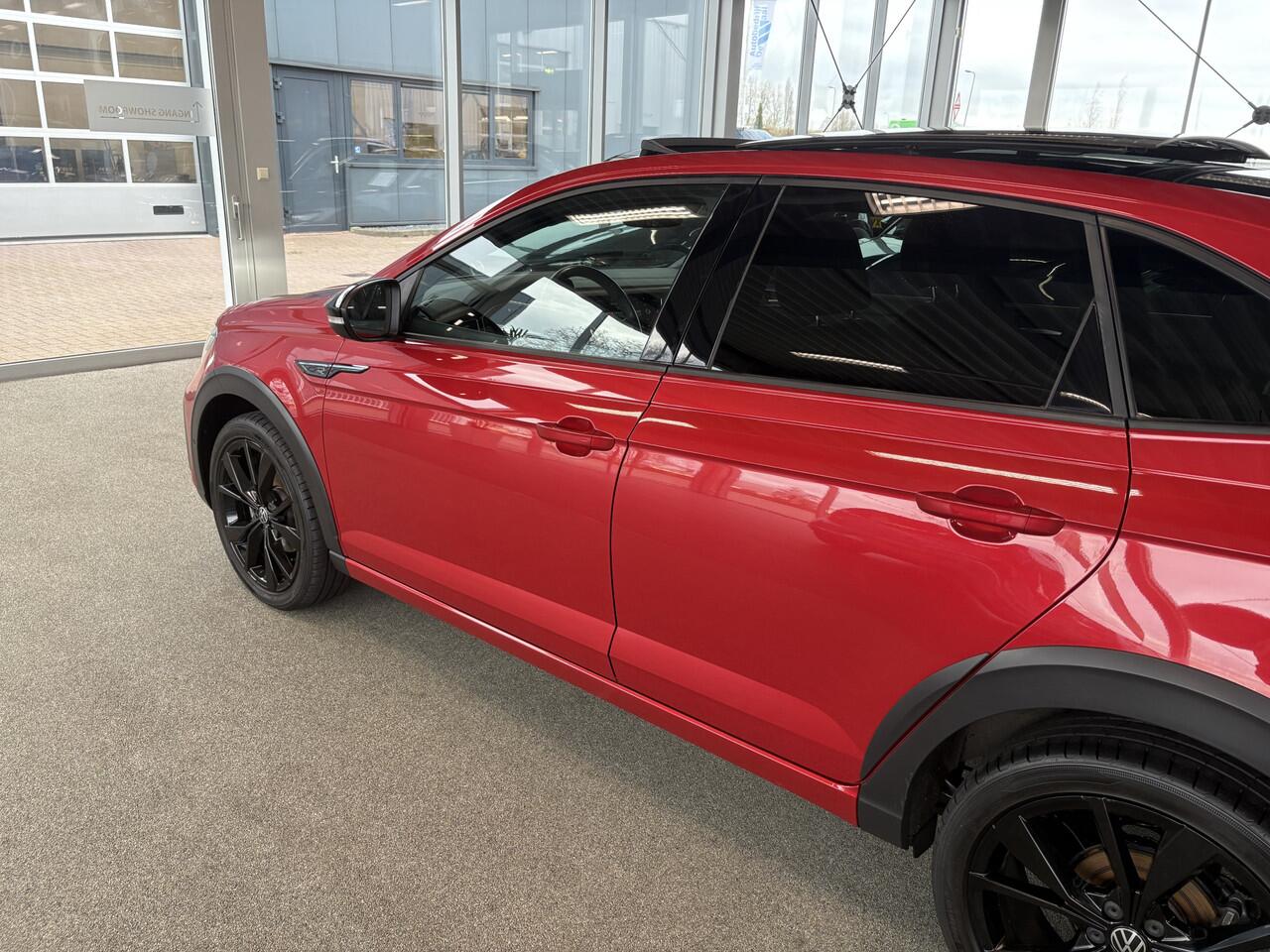 Volkswagen Taigo 1.0 TSi DSG R-Line Business SCHUIFDAK/KEYLESS/CAMERA/18INCH/DODEHOEK/ADAPT.CRUISE