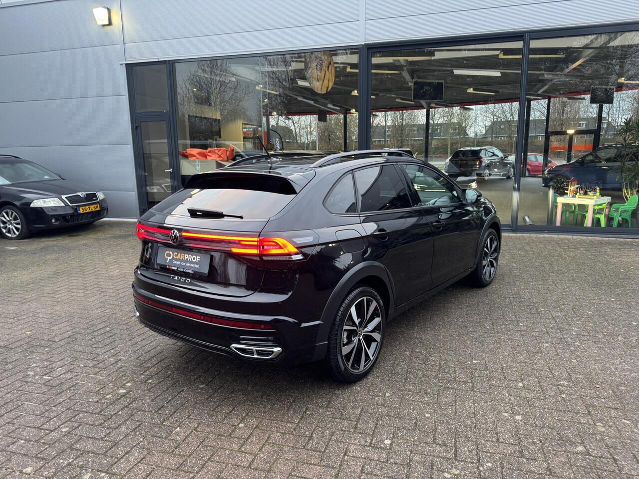 Volkswagen Taigo 1.0 TSI R-Line Edition Incl. afleveringsbeurt en 12 maanden BOVAG-garantie | 18 inch LMV | Stoelverwarming | Adaptive | Apple Carplay |