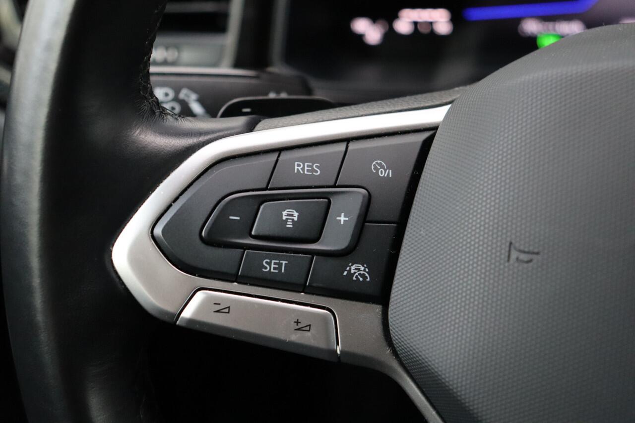 Volkswagen Taigo 1.0 TSI Life Automaat | Adap. Cruise | Stoelverwarming | Carplay | PDC V+A | Airco