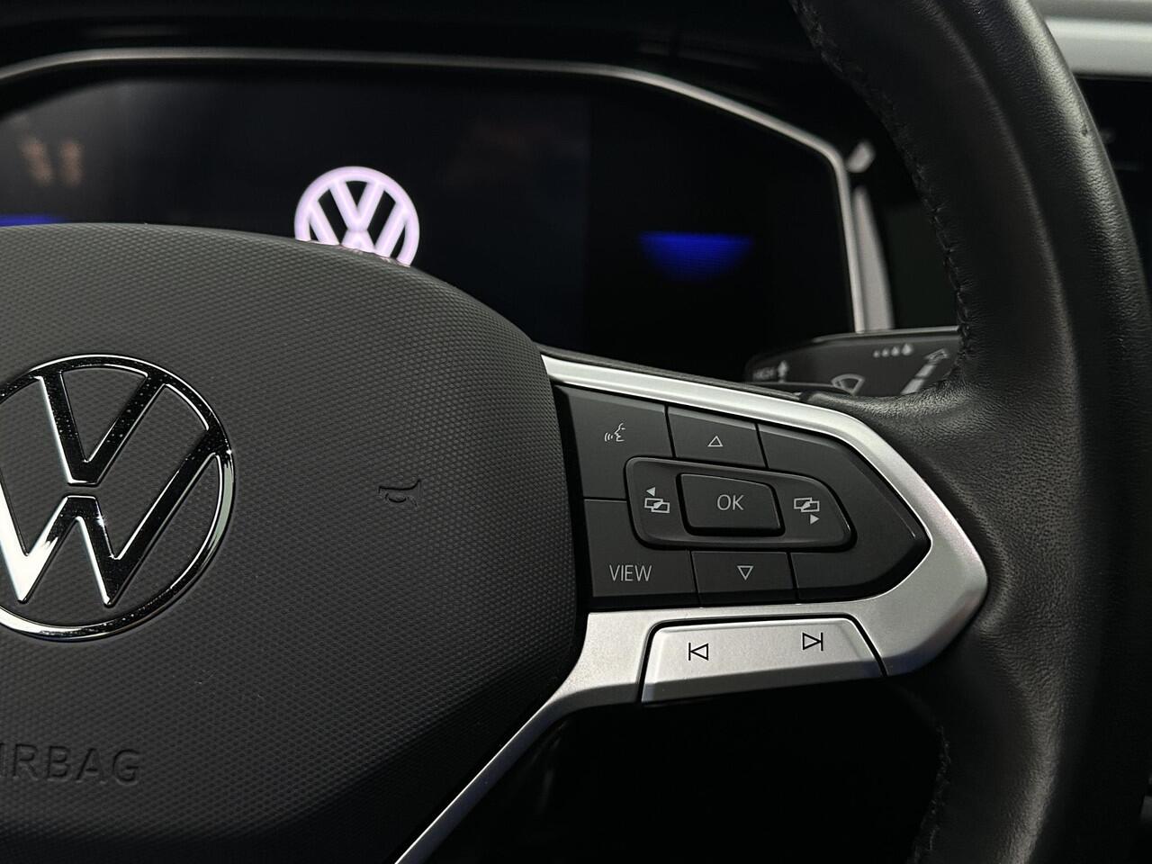 Volkswagen Taigo 1.5 TSI R-Line Business Panorama adaptive Camera Led Virtual