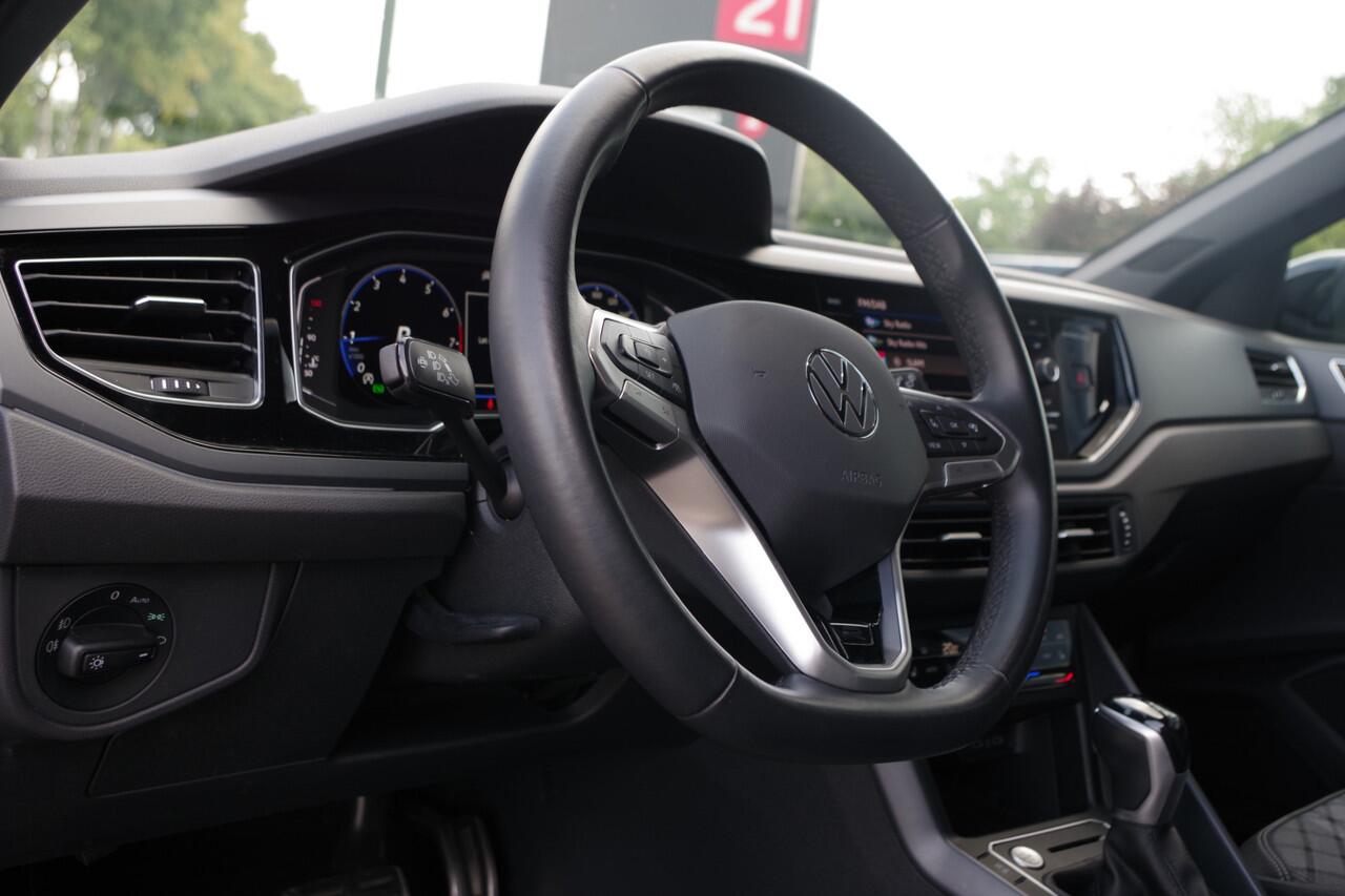 Volkswagen Taigo 1.5 TSI 150 PK R-Line, Trekhaak, Adap. Cruise Control, LED, Carplay