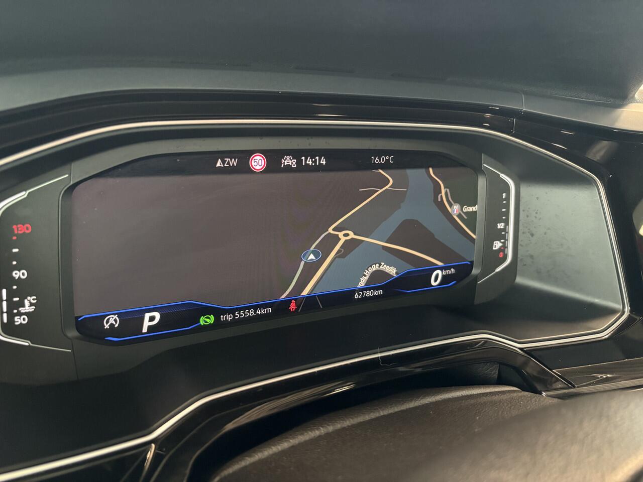 Volkswagen Taigo 1.0 TSi DSG R-Line Business SCHUIFDAK/KEYLESS/CAMERA/18INCH/DODEHOEK/ADAPT.CRUISE