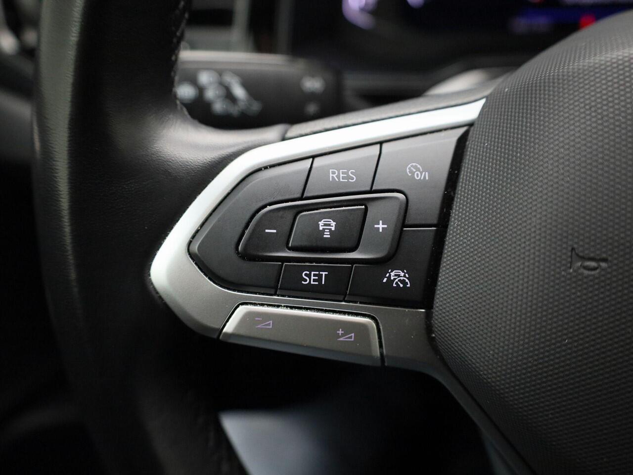 Volkswagen Taigo 1.0 TSI 95pk Life · Leder · Apple Carplay/Android Auto · Stoelverwarming · Navigatie ·