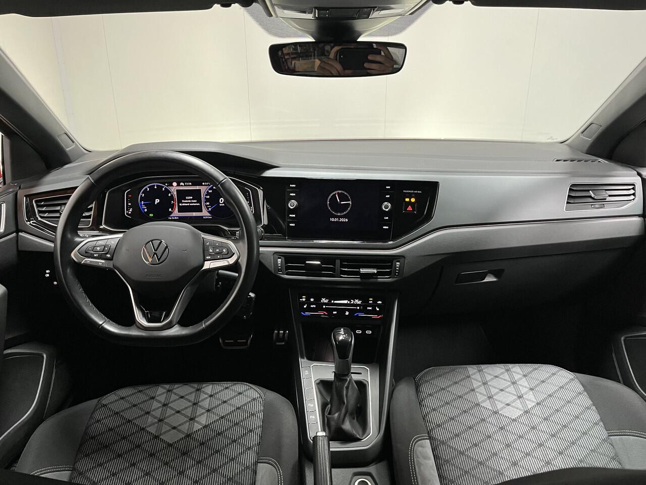 Volkswagen Taigo 1.0 TSI R-Line Business Automaat Digital cockpit Apple carplay