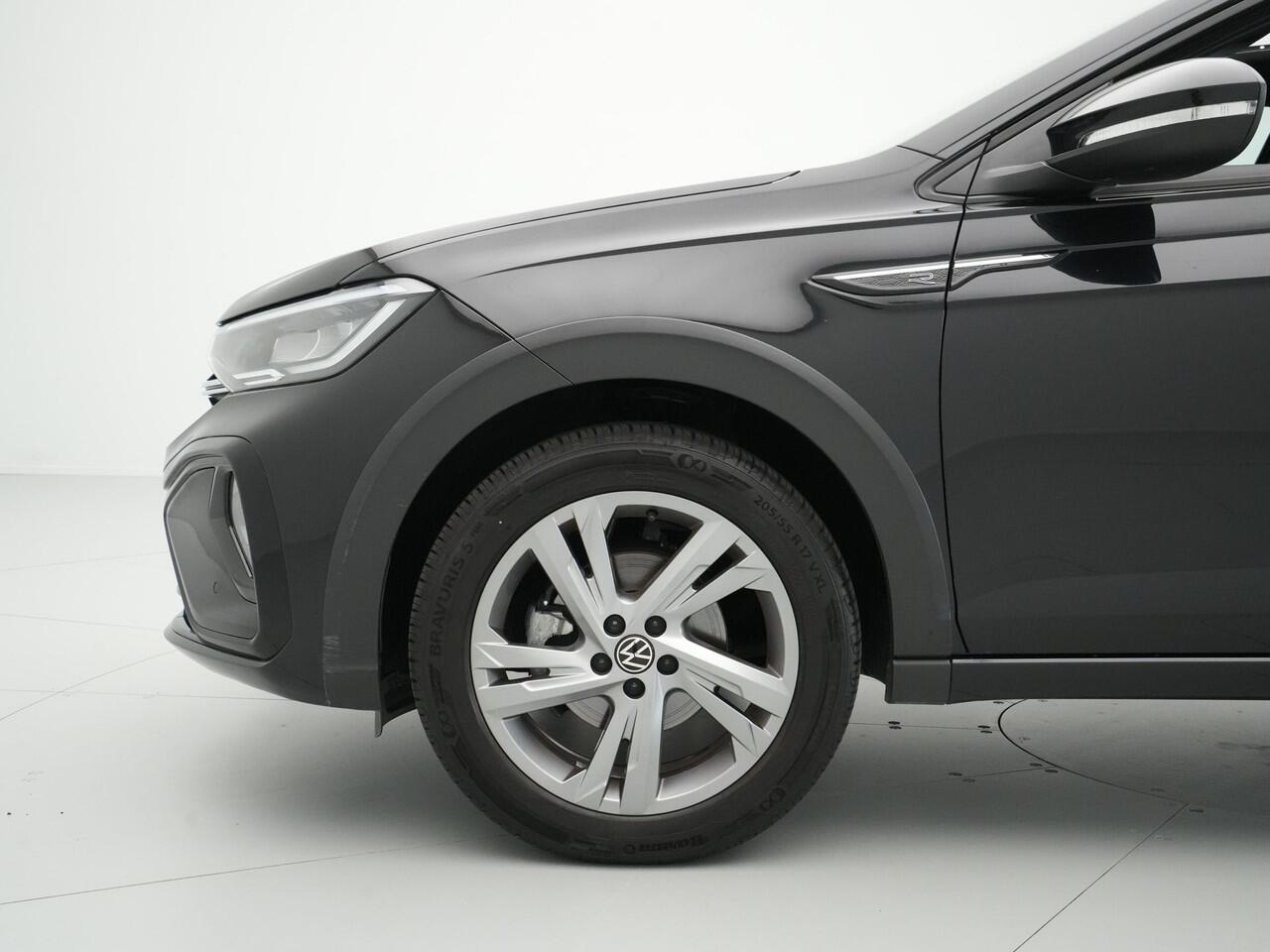 Volkswagen Taigo 1.0 TSI 110pk DSG R-Line Panorama Navi via App Pdc Acc Lane Assist