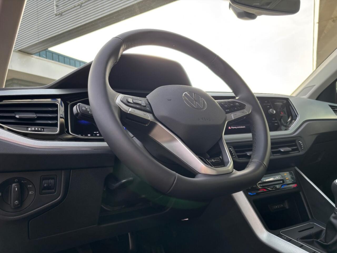 Volkswagen Taigo 1.0 TSI GOAL EDITION AIRCO NAVI PDC LMV STOELVW