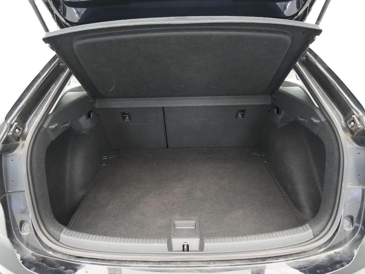 Volkswagen Taigo 1.0 TSI 95pk Life Navigatie Airco Acc Lm Velgen 204