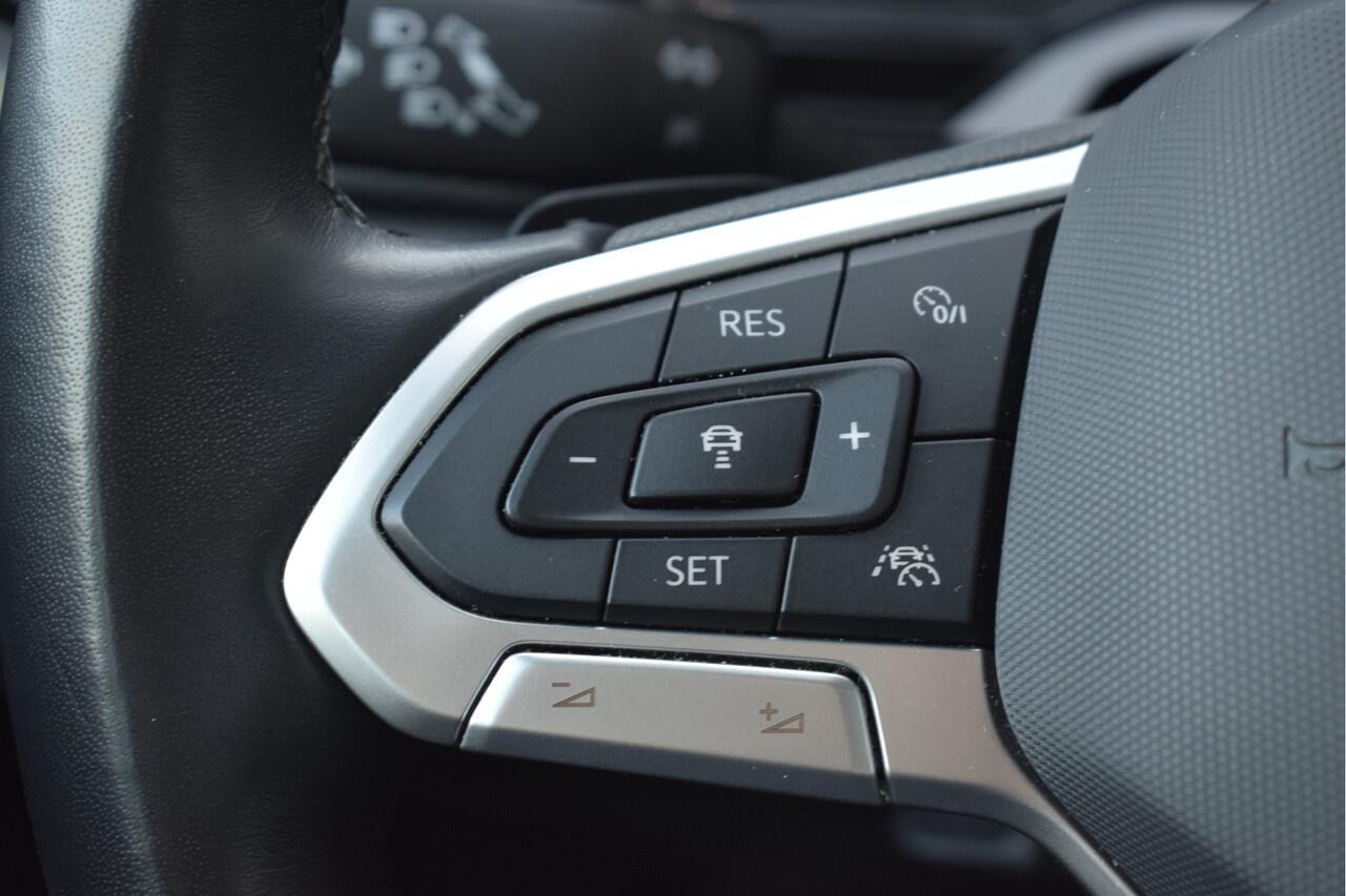 Volkswagen Taigo 1.0 TSI DSG Automaat Virtual cockpit, Adaptive cruise, Camera, Automaat, Carplay
