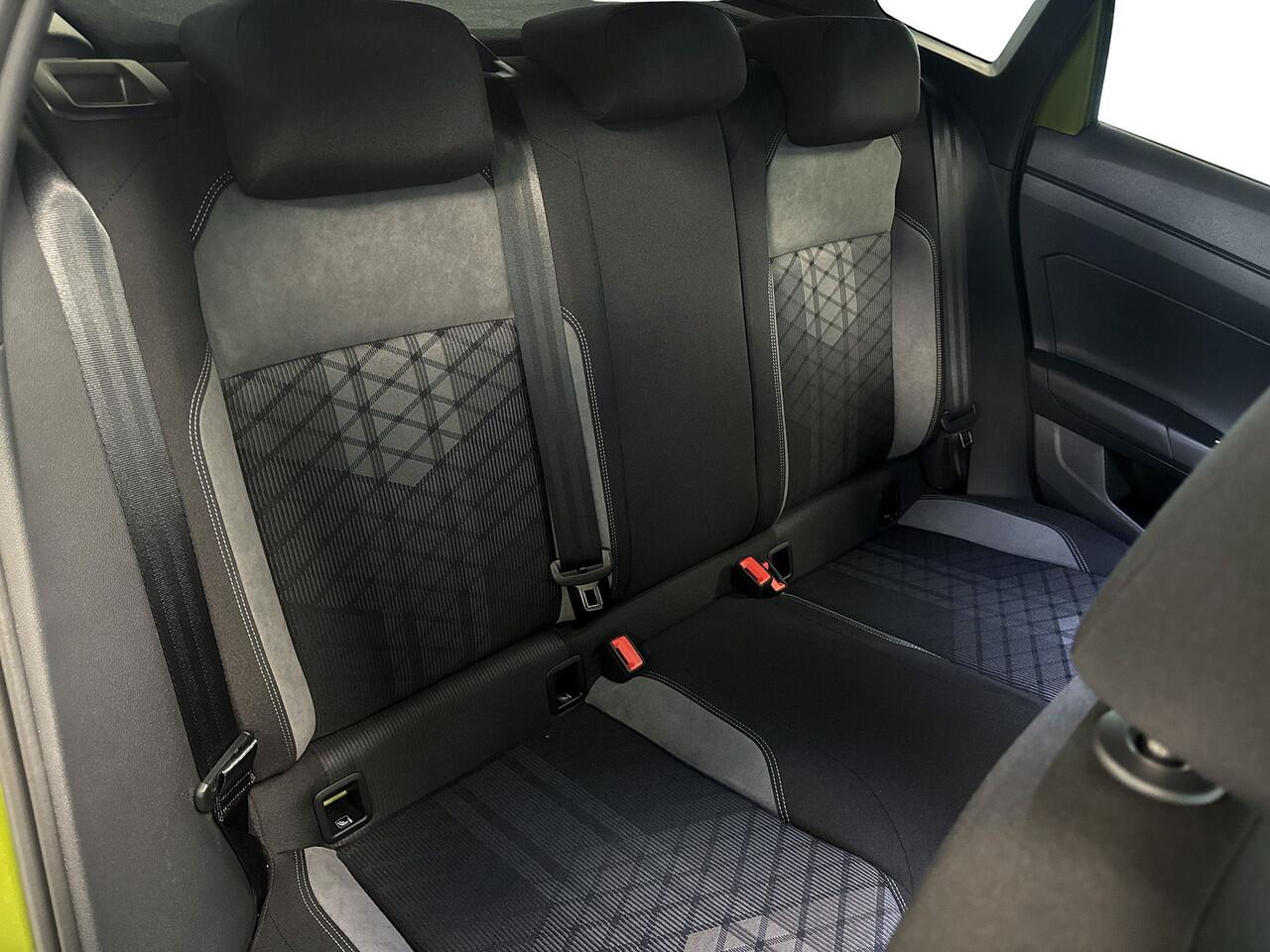 Volkswagen Taigo 1.0 TSI 116pk R-Line Carplay / Matrix LED / R-Line