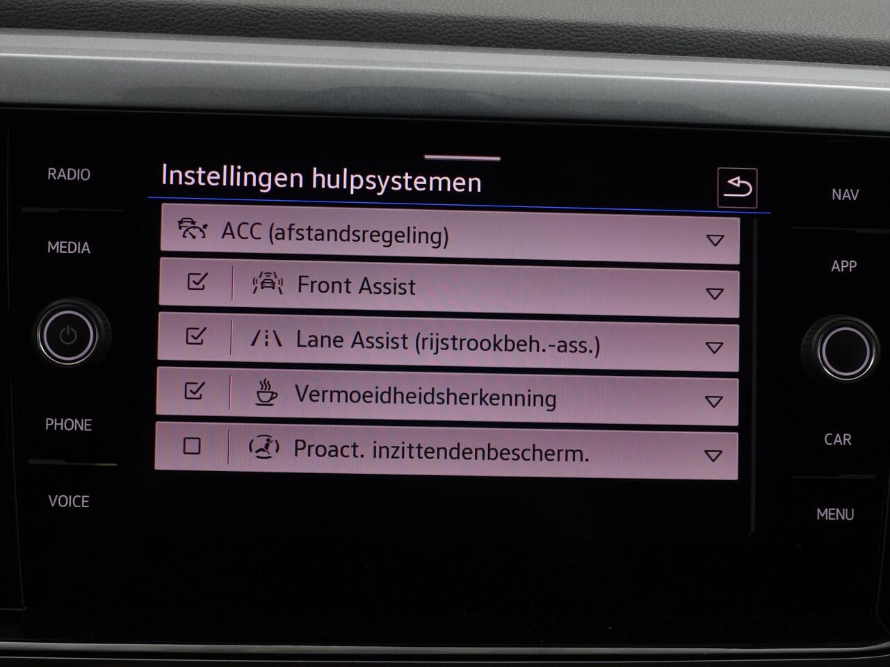 Volkswagen Taigo 1.0 TSI R-Line Business Aut- IQ Xenon Led, Camera, Carplay, Android Auto, Keyless, Dynamic Select, Park Pilot