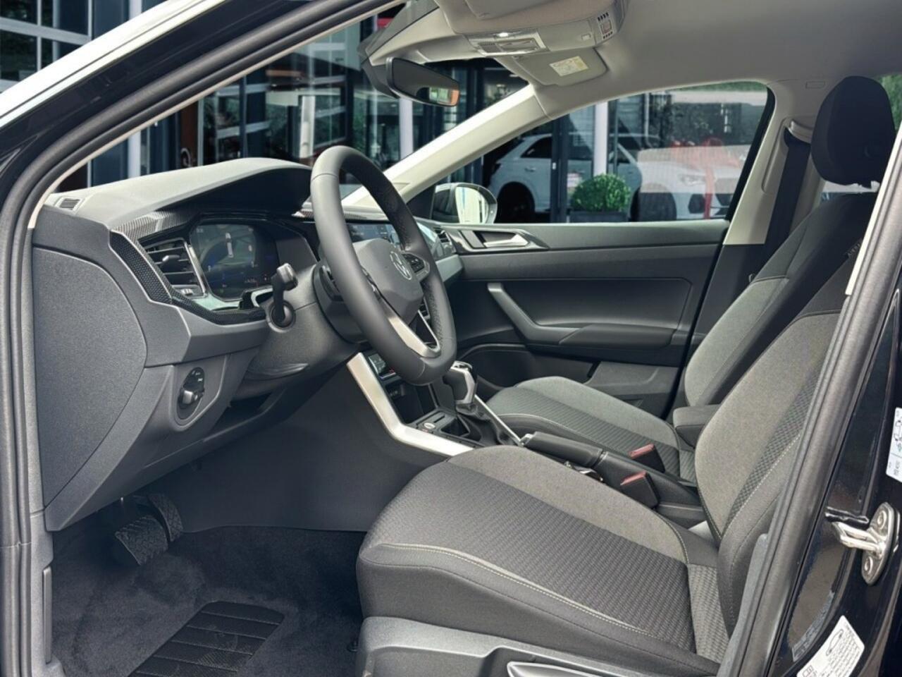 Volkswagen Taigo 1.0 TSI DSG LIFE TREKHAAK/CAMERA/CARPLAY/STOELVERW