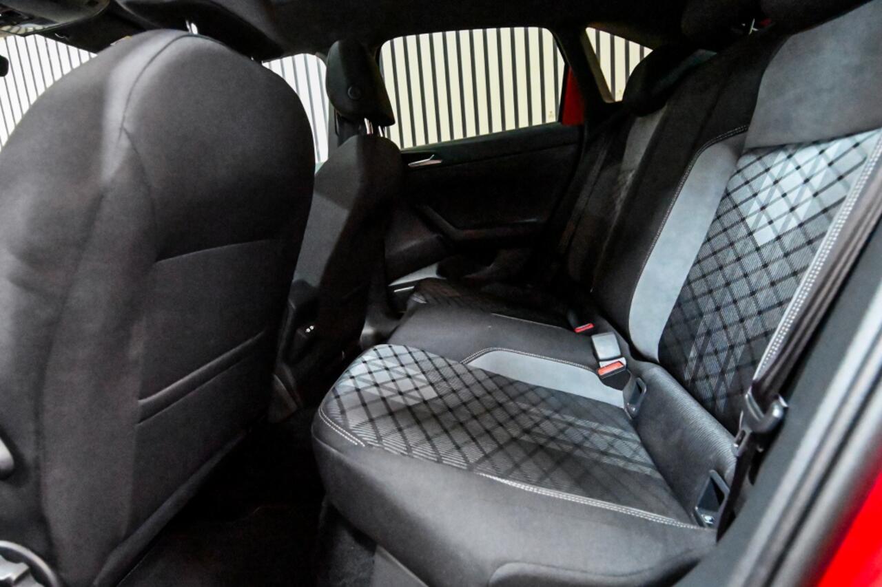 Volkswagen Taigo 1.0 TSI R-Line PANO|ACC|IQ|TREKHAAK