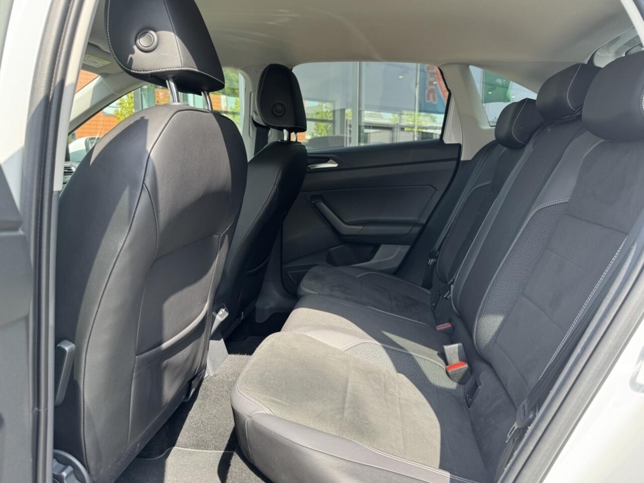 Volkswagen Taigo 1.0 TSI R-Line