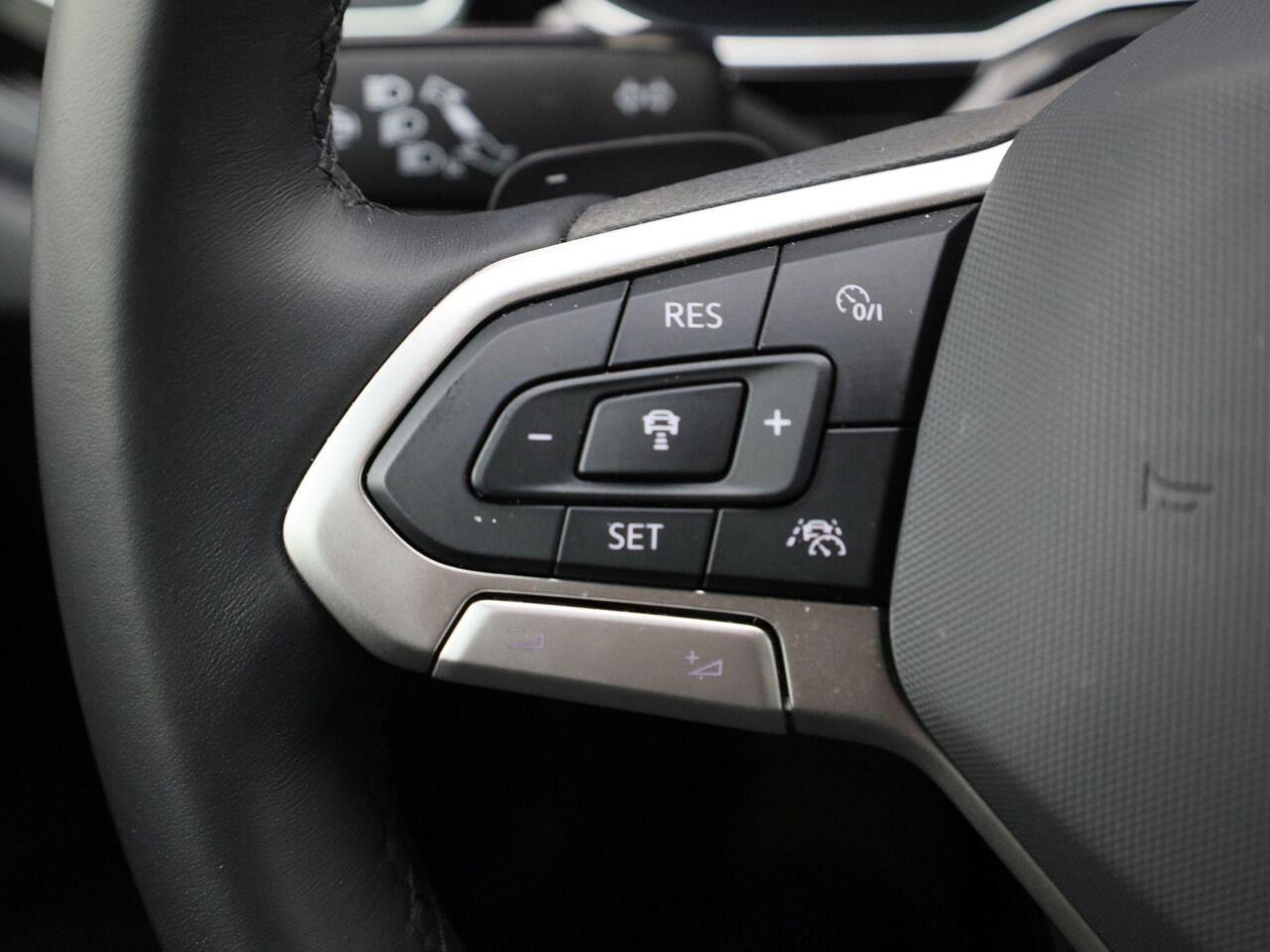 Volkswagen Taigo 1.0TSI/116PK R-Line DSG · Apple/Android · Camera + Parkeersensoren · Matrix-LED · Garantie tot mei 2026 · TOPDEAL