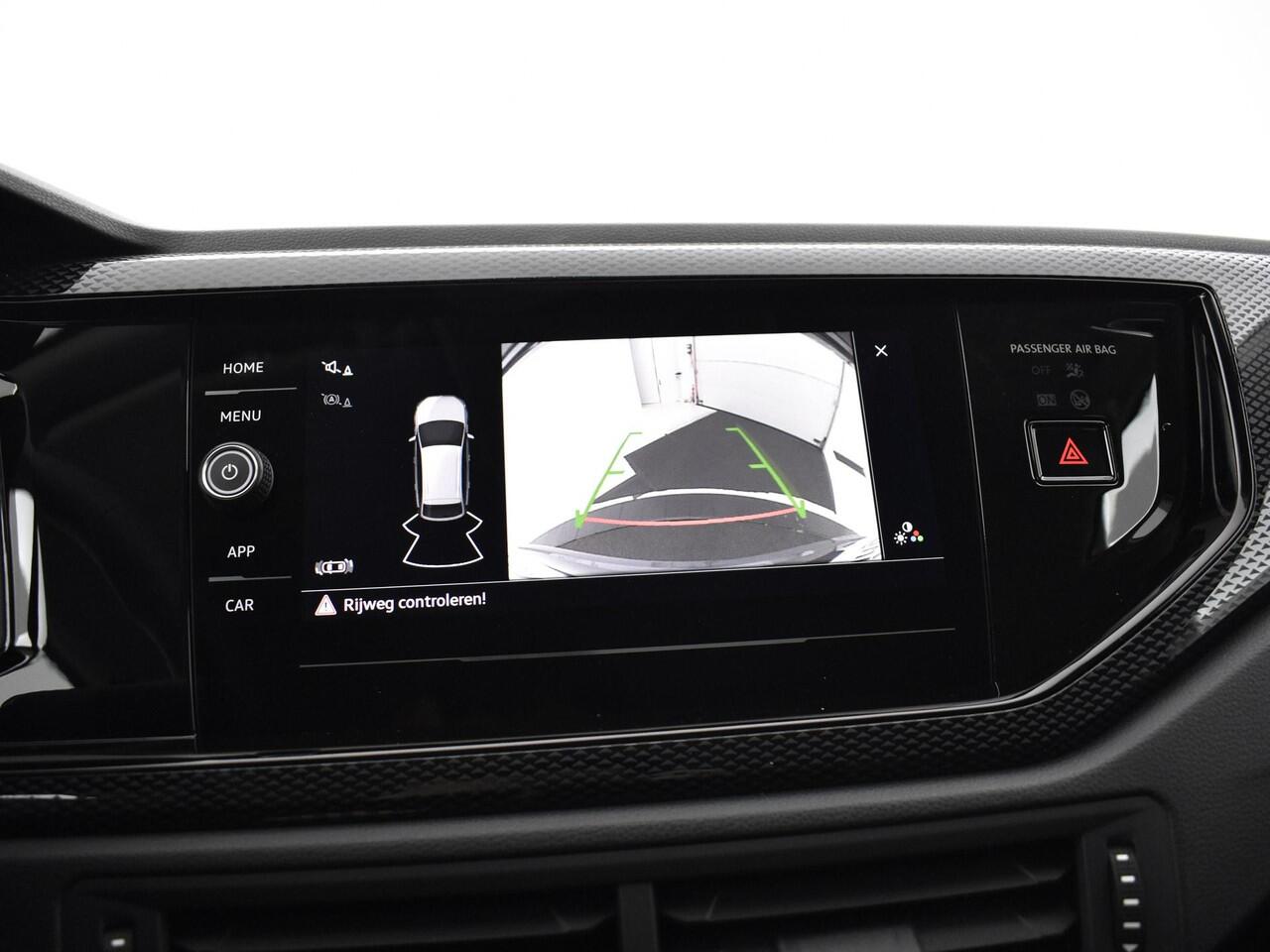 Volkswagen Taigo Life Edition 1.0 TSI 95 pk 5 versn. Hand · Achteruitrijcamera · Achteruitrijcamera · Prijs in inclusief inruilpremie · MEGA Sale