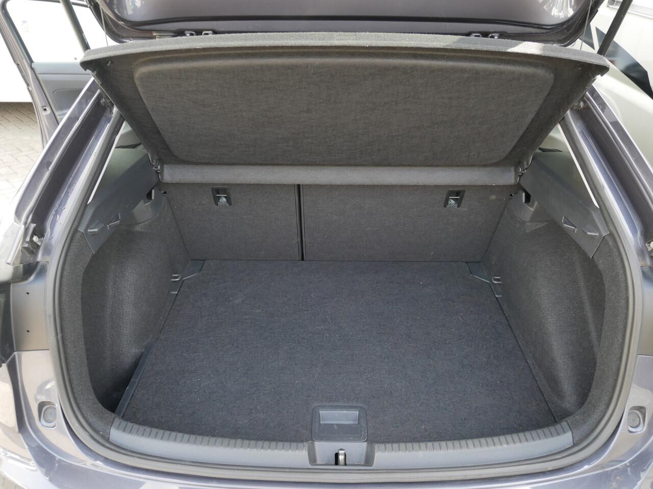 Volkswagen Taigo 1.0 TSI, DSG Automaat, Stoelverw, Carplay