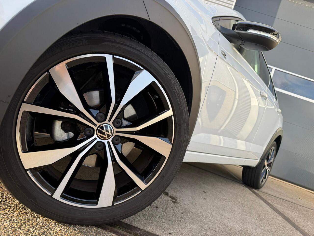 Volkswagen Taigo 1.0 TSI R-Line |Camera |Virtual display |IQ Light |Keyless |Stoelverw. |ACC