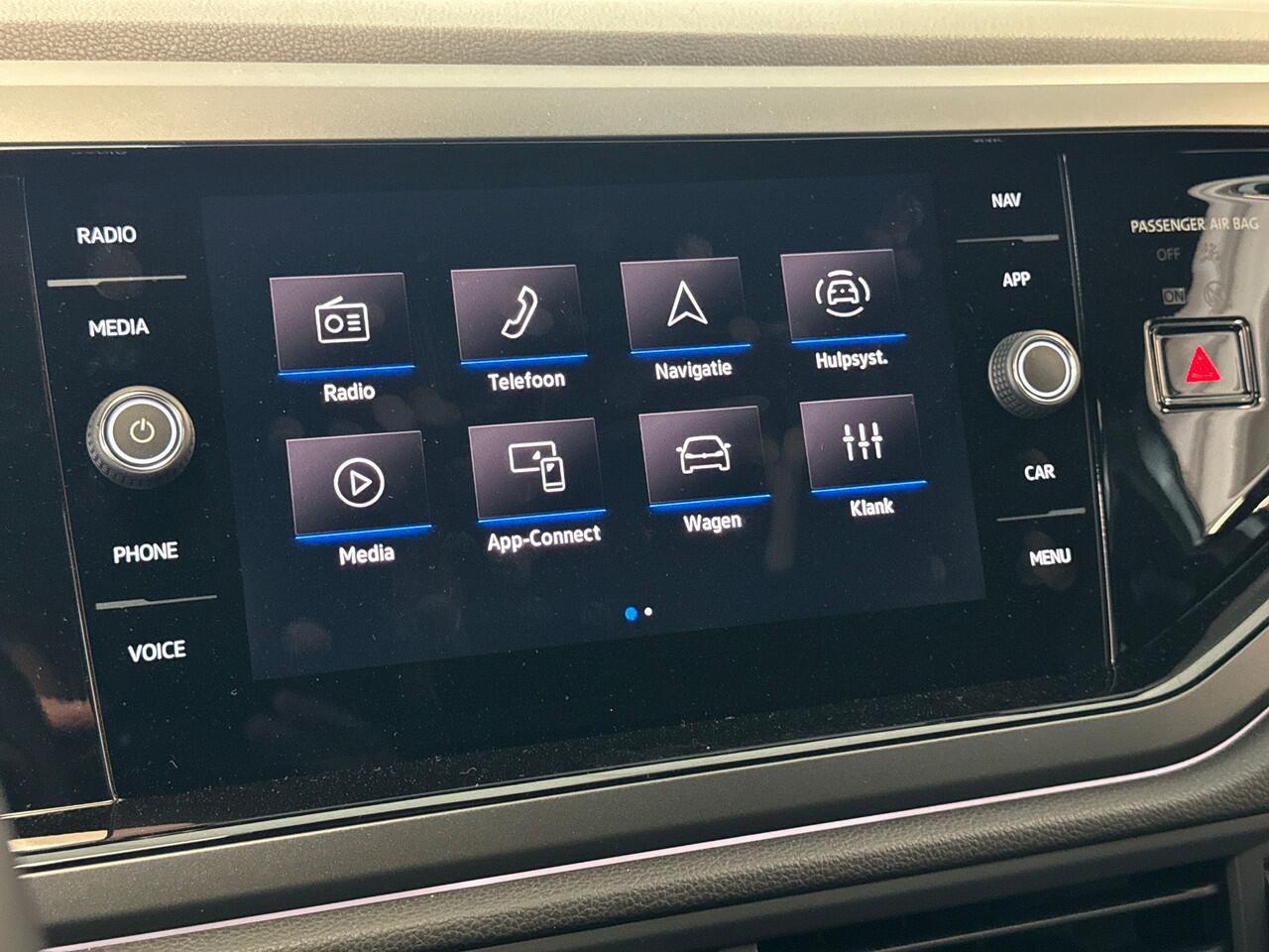 Volkswagen Taigo 1.0 115pk TSI R-Line Edition Parkeersensoren | Apple carplay & Android auto | Digital Cockpit Pro