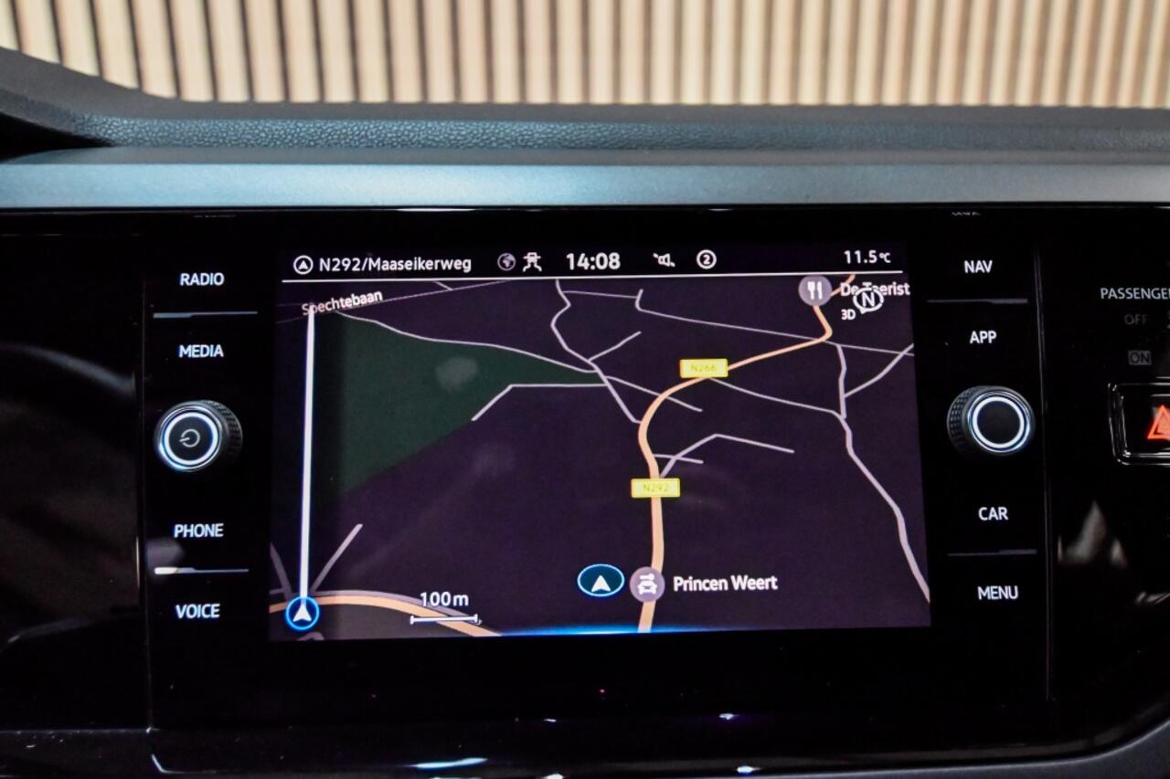 Volkswagen Taigo 1.0 TSI R-Line PANO|ACC|IQ|TREKHAAK