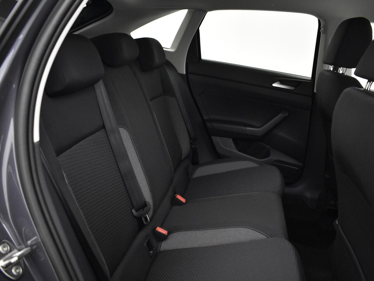 Volkswagen Taigo Life Edition 1.0 TSI 95 pk 5 versn. Hand · Achteruitrijcamera · Achteruitrijcamera · Prijs in inclusief inruilpremie · MEGA Sale