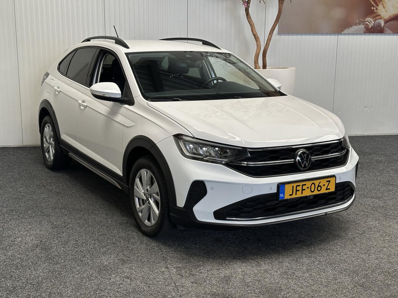 Volkswagen Taigo 1.0 TSI LIFE NAVIGATIE CRUISE CONTROL CLIMATE CONTROL STOELVERWARMING APPLE CARPLAY/ANDRTOID RIJSTROOKSENSOREN PDC ZEER MOOI !! 3010