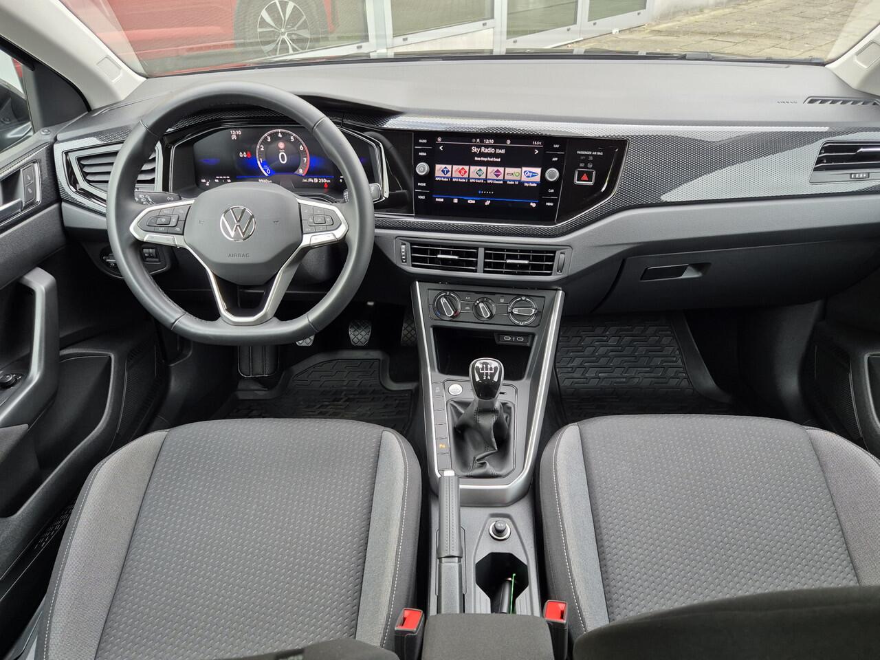 Volkswagen Taigo 1.0 TSI Life Edition -95pk- | Camera | Keyless go | Lane Assist | Rijklaarprijs incl. 1 jaar Bovag garantie