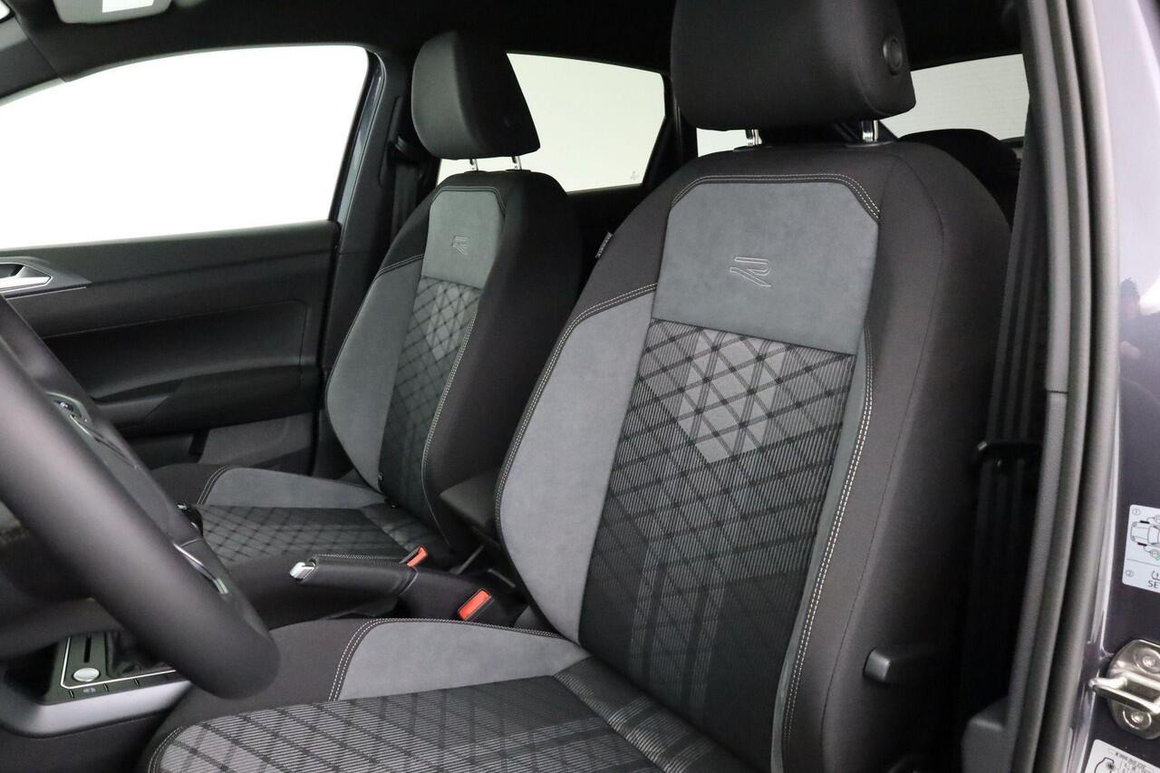 Volkswagen Taigo R-Line Edition 1.0 TSI 85 kW / 116 pk Volkswagen Taigo R-Line Edition 1.0 TSI 116PK Black Style