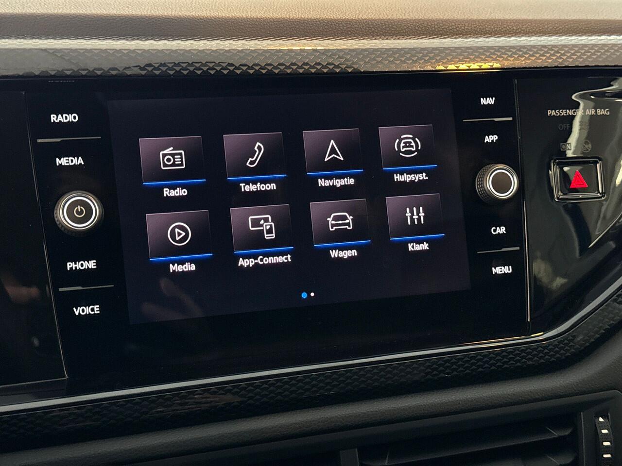 Volkswagen Taigo 1.0 TSI 95pk Life | Achteruitrijcamera | App-Connect | Digital Cockpit | Getint glas