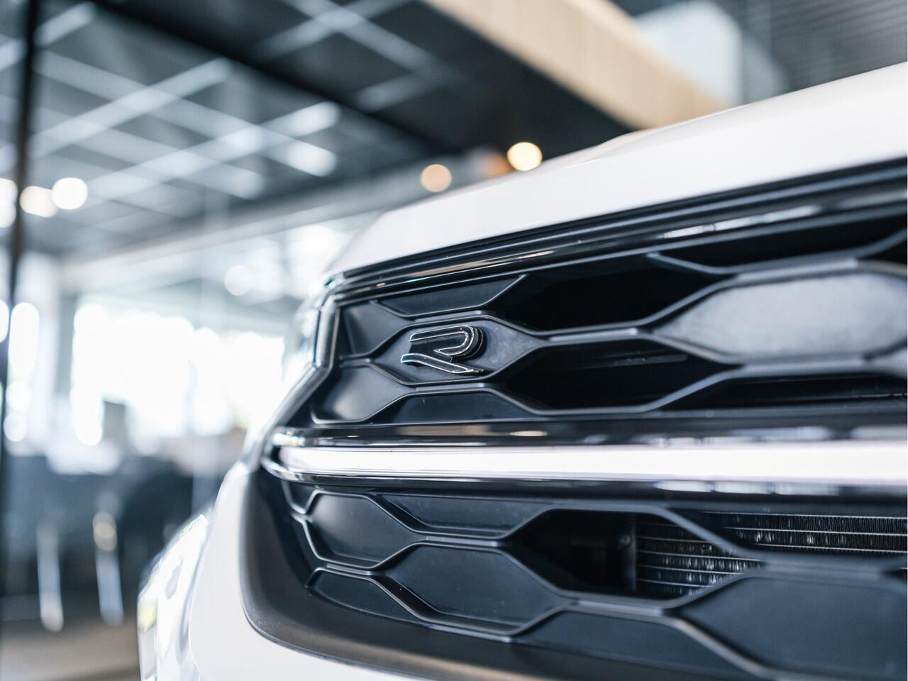 Volkswagen Taigo 1.0 TSI R-Line Business Automaat | 1e eigenaar | Camera | Stoelverwarming | Apple Carplay/Android