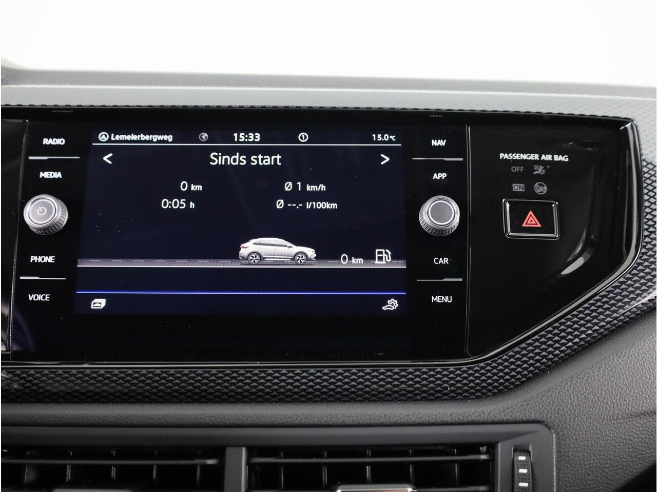 Volkswagen Taigo Oranje Edition 1.0 85 kW / 116 pk TSI CUV 7 versn. | Automaat (DSG) | Private lease vanaf ¤ 567,- pm | Navigatie | Parkeersensoren | Achteruitrijcamera | Stoelverwarming |