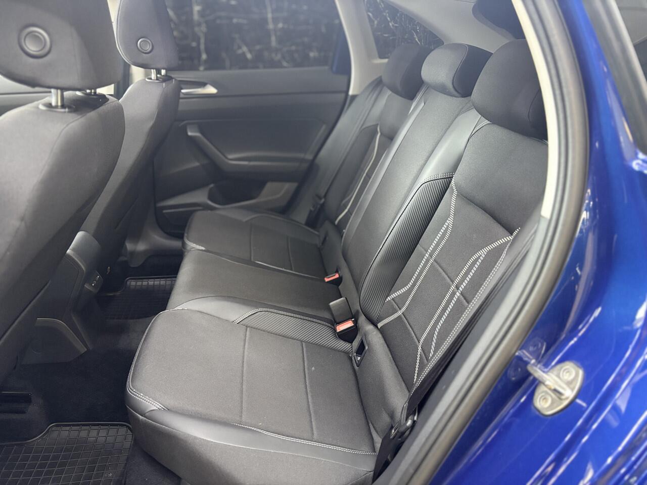 Volkswagen Taigo 1.5 TSI Style / PANO / CARPLAY / STOELVERWARMING