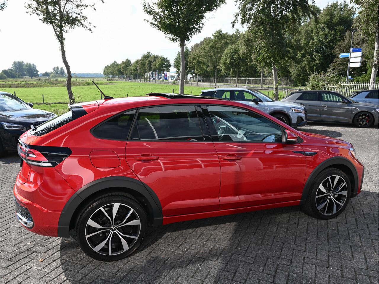 Volkswagen Taigo 1.0TSI 111pk R-Line Pano iQ-Light Stoelverw ACC Lane Assist Achteruitrijcamera