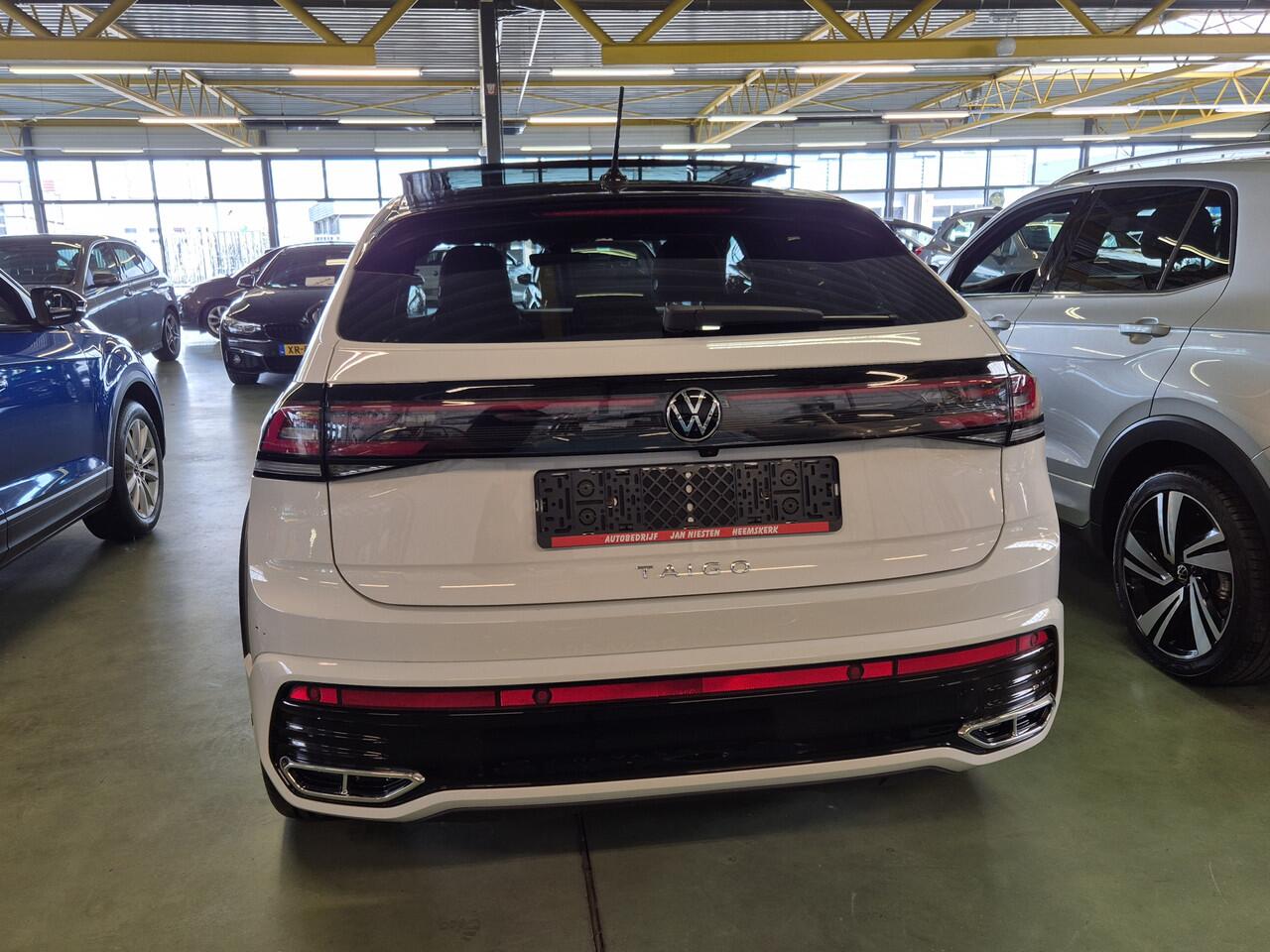 Volkswagen Taigo 1.0 TSI R-Line -110pk- | Matrix LED | Panorama Dak | Rijklaarprijs incl. 1 jaar Bovag garantie