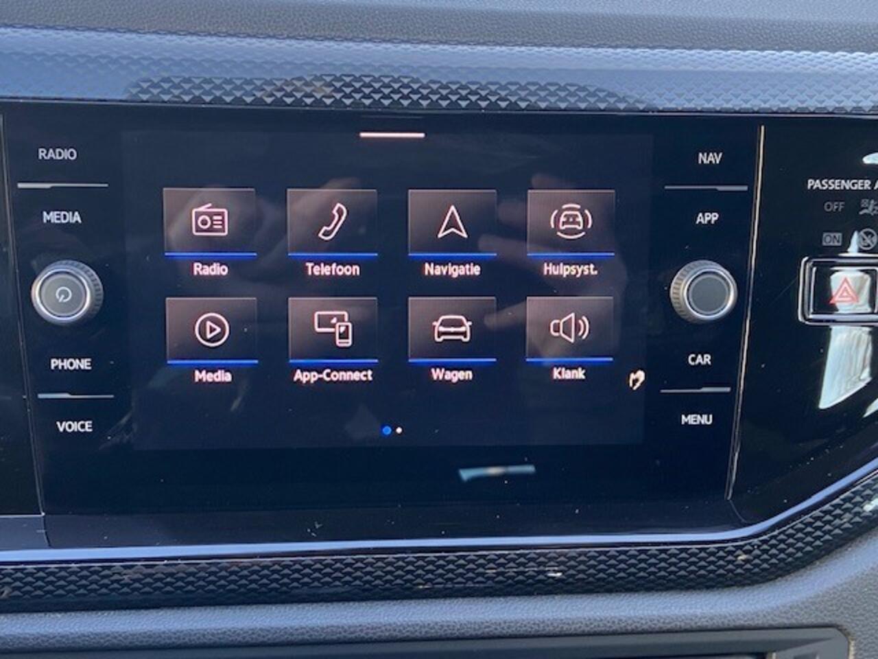 Volkswagen Taigo 1.0 TSI Life / Navi / Trekaak / 16"