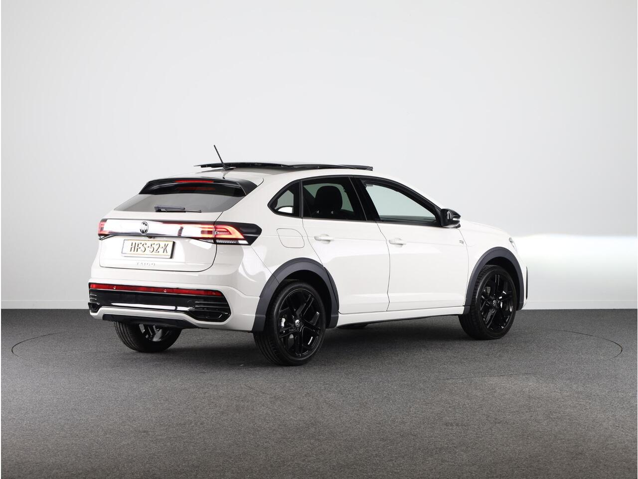 Volkswagen Taigo 1.0 TSI R-Line Edition 116 PK |Private lease vanaf ¤ 599,- pm | Automaat (DSG) | Panoramadak | Black style pakket | Camera | Keyless entry | Led matrix